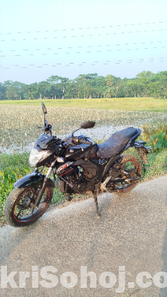 Suzuki gixxer